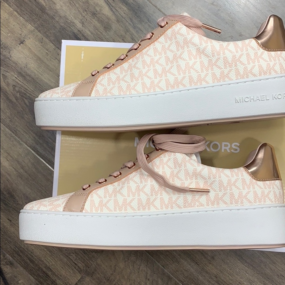 MICHAEL KORS POPPY LACE UP MINI MK LOGO PVC PINK - Picture 4 of 16